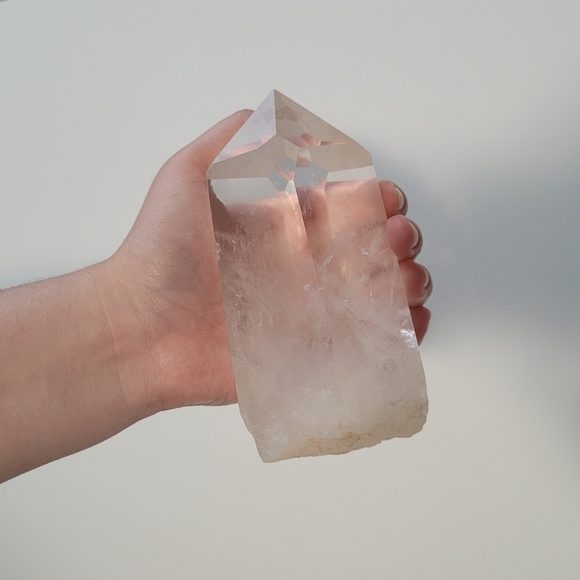 Beautiful Large Clear Quartz Stone / 1.77lbs - Picture 1 of 3